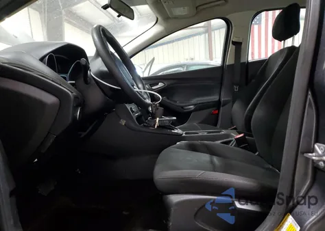 2018 Ford Focus S из США, поврежденный, VIN 1FADP3E2XJL215528